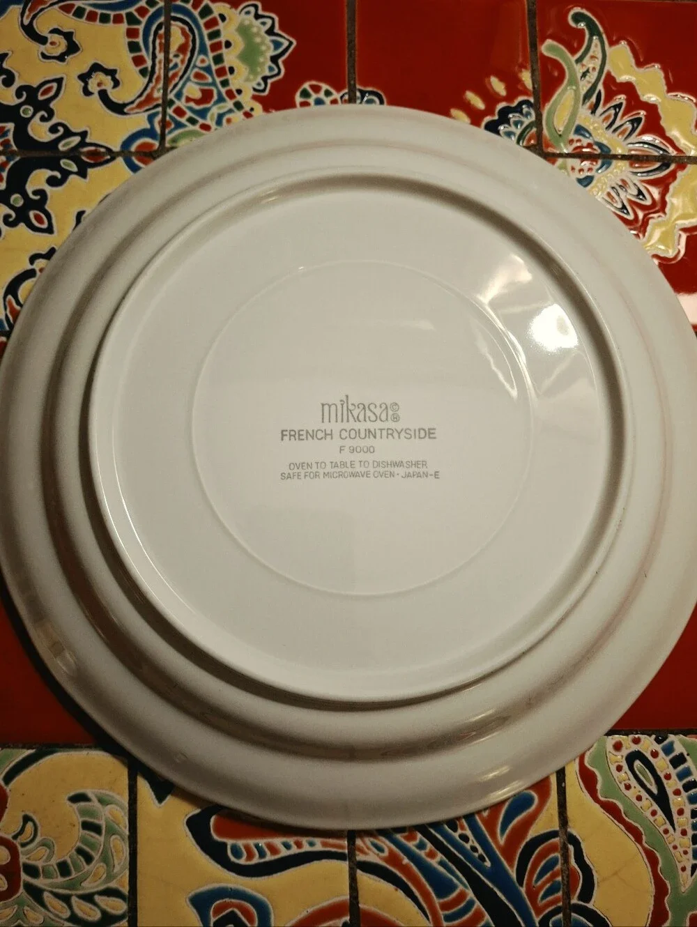 MIKASA FRENCH COUNTRYSIDE DINNER PLATES 10 7/8